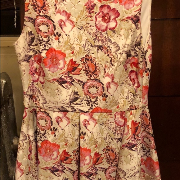 Just Taylor Women's Floral-Print Fit & Flare Dress with Pockets - Picture 5 of 6